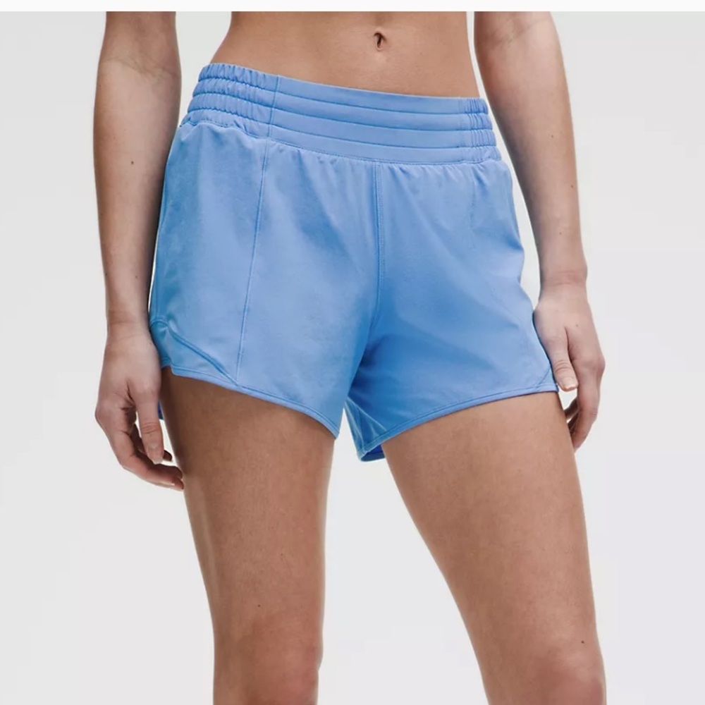 Lululemon Hotty Hot shorts in Pool Party